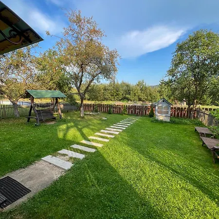 Apartment шум черемоша на березі річки *