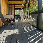 шум черемоша на березі річки Appartement *